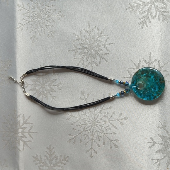 Glass Statement Necklace - Picture 4 of 7